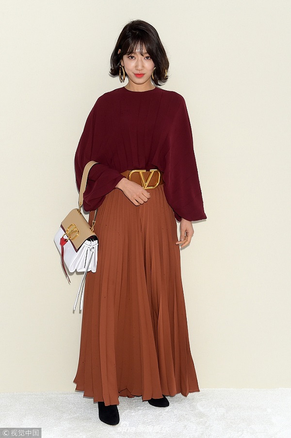 Paris-Fashion-Week-Fall-Winter-2019-Park-Shin-Hye-VALENTINO.jpg