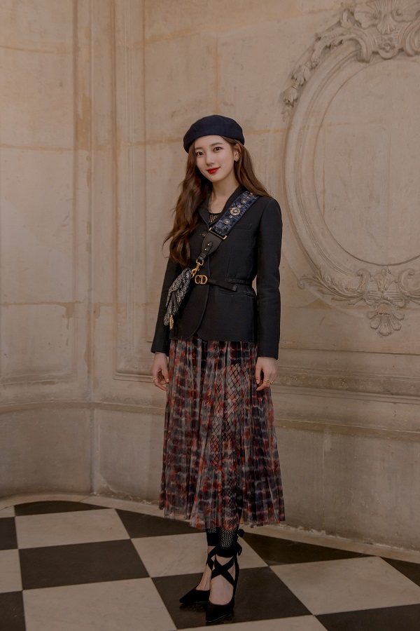 Paris-Fashion-Week-Fall-Winter-2019-SUZY-DIOR.jpg