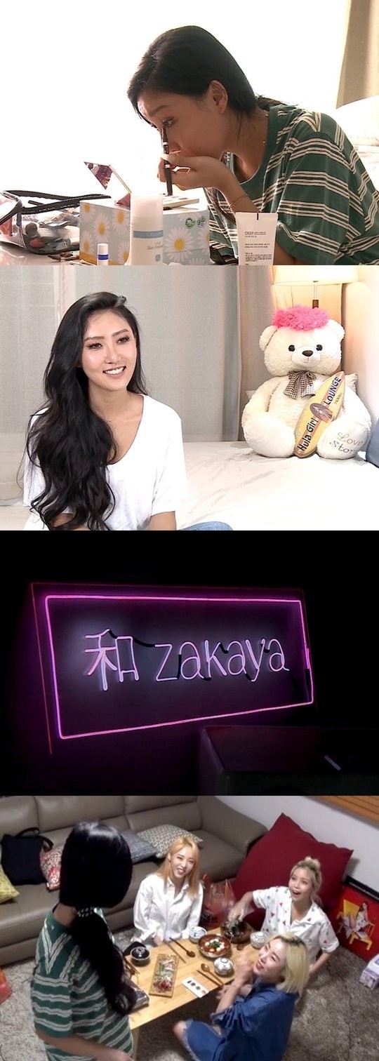 hwasa ilivealone 2.jpg