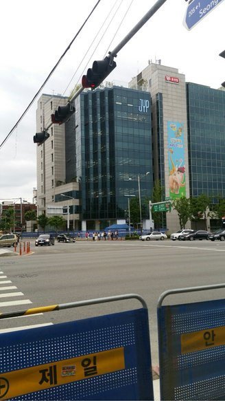 jypbuilding 5.jpg