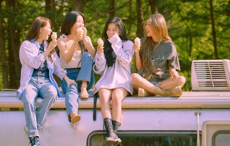 mamamoo-waw-052421.jpg