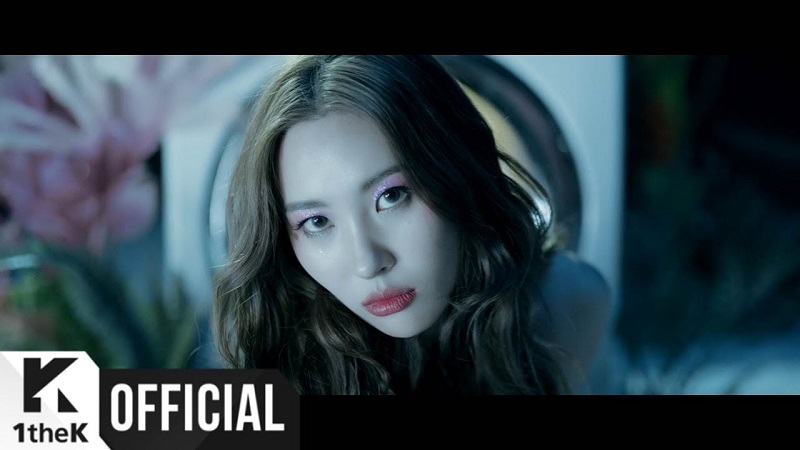 sunmi-siren 1.jpg