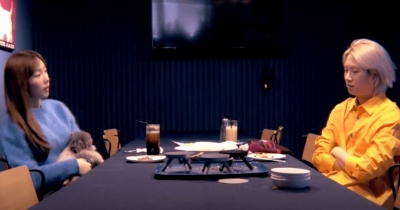 Heechul dei Super Junior si confida con Taeyeon riguardo la sua relazione con Momo