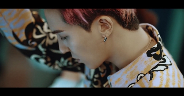 Mino fugge dai ricordi nel MV di "Run Away"