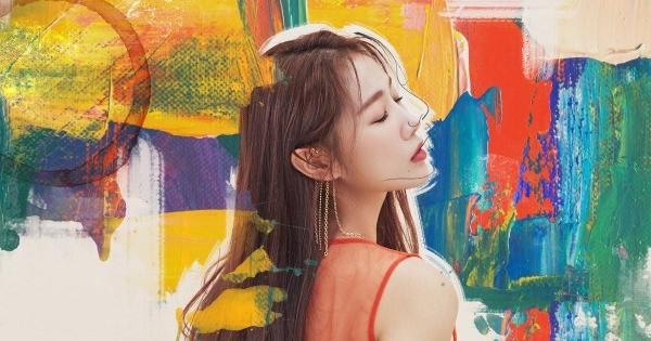 Soyou: "La scena d'amore del video mi ha imbarazzata"