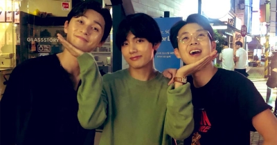 V dei BTS alla prima di "The Divine Fury"