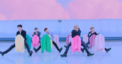 Ecco il debutto dei WEi con "TWILIGHT"!