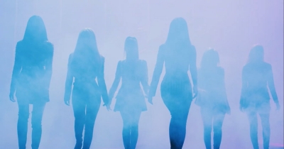 Le EVERGLOW puntano alla vittoria nei music show con la nuova "Dun Dun"