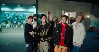 "Love Scenario" degli iKON raggiunge i 100 milioni di views!
