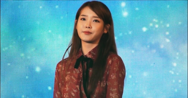 IU festeggia i 10 anni di carriera con un nuovo album!