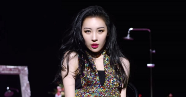 Tutta la classe di Sunmi su Marie Claire
