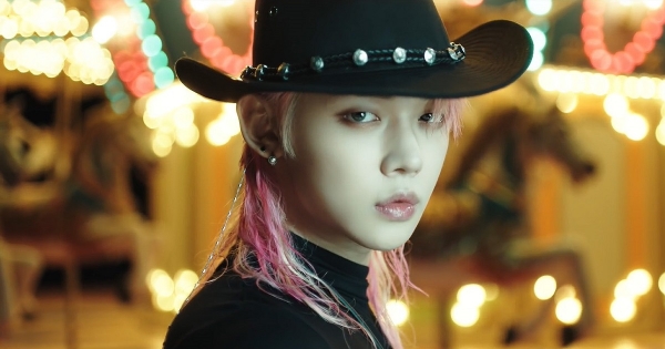 I TXT raccontano le emozioni al tramonto in "Blue Hour"