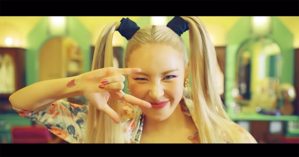 Sumni torna con LALALAY e conquista le chart