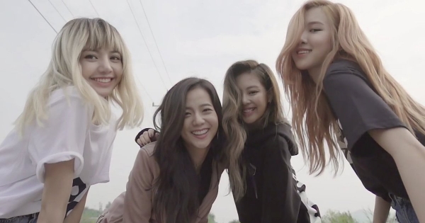 Le Blackpink diventano vlogger per una trasmissione TV