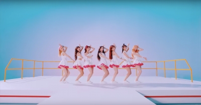 Le OH My Girl tornano con la fresca Bungee