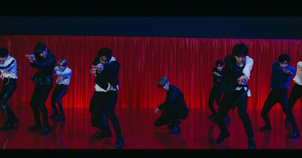 I The Boyz svelano il loro lato seducente in "Reveal"