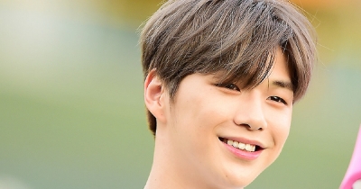 Kang Daniel fa la sua prima apparizione pubblica e aggiorna sul comeback