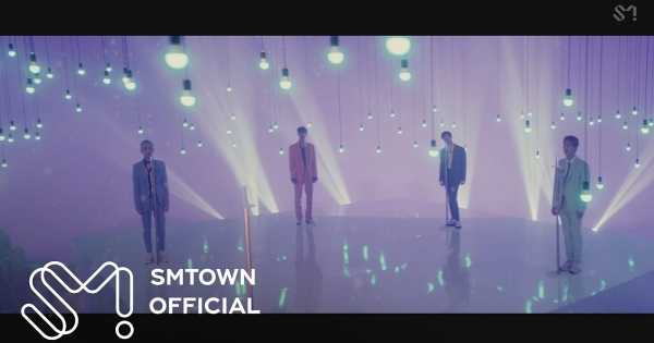 Gli SHINee completano la storia e ricordano Jonghyun