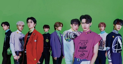 Tornano gli NCT 127! "Sticker" &egrave; gi&agrave; il loro album pi&ugrave; venduto