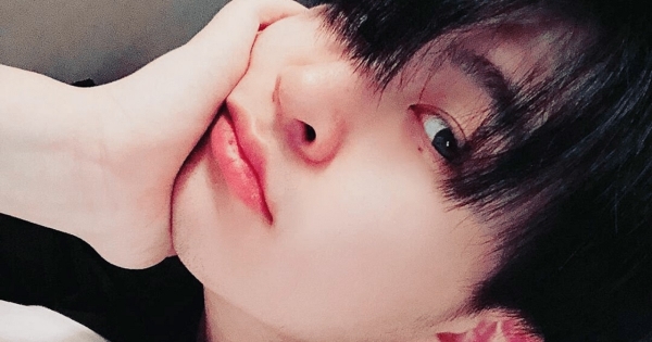 Youngjae ricorda il passato e anticipa il futuro su "L'Officiel"